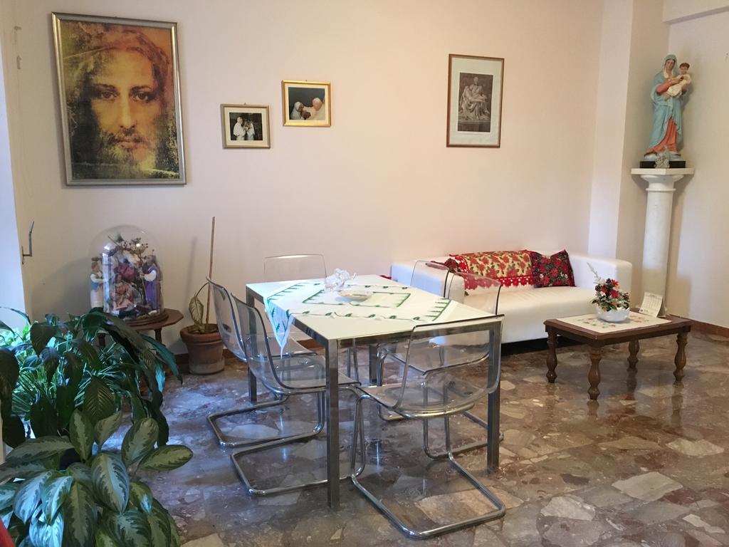 Casa Nostra Signora Hotel Isola Farnese Kültér fotó