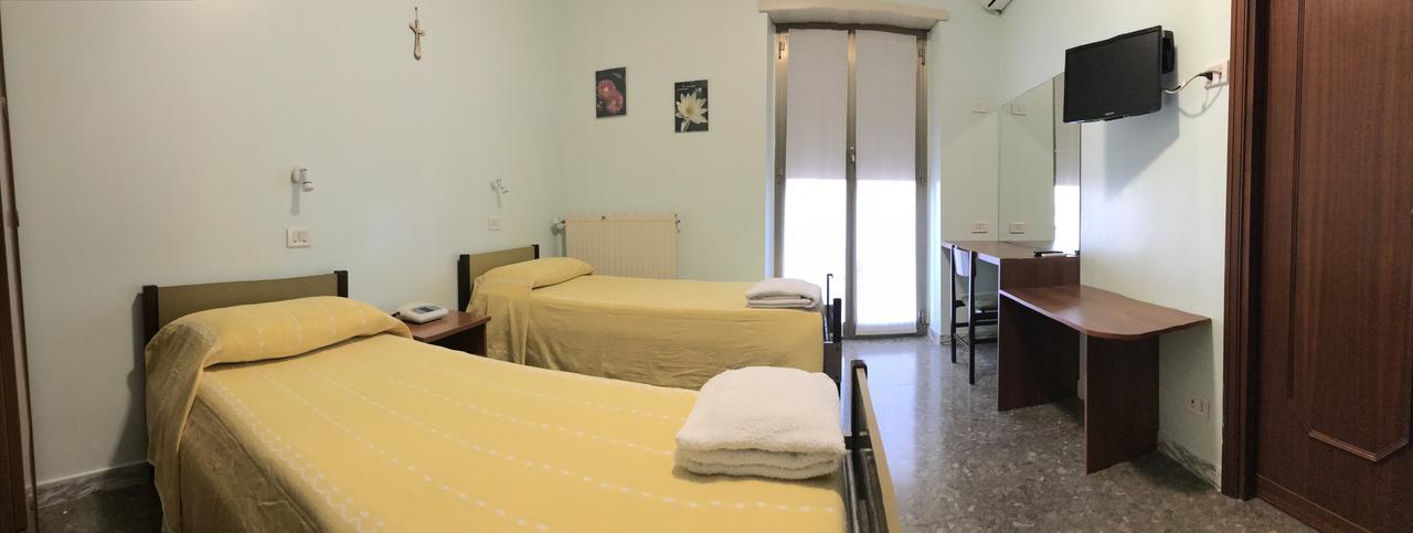 Casa Nostra Signora Hotel Isola Farnese Kültér fotó