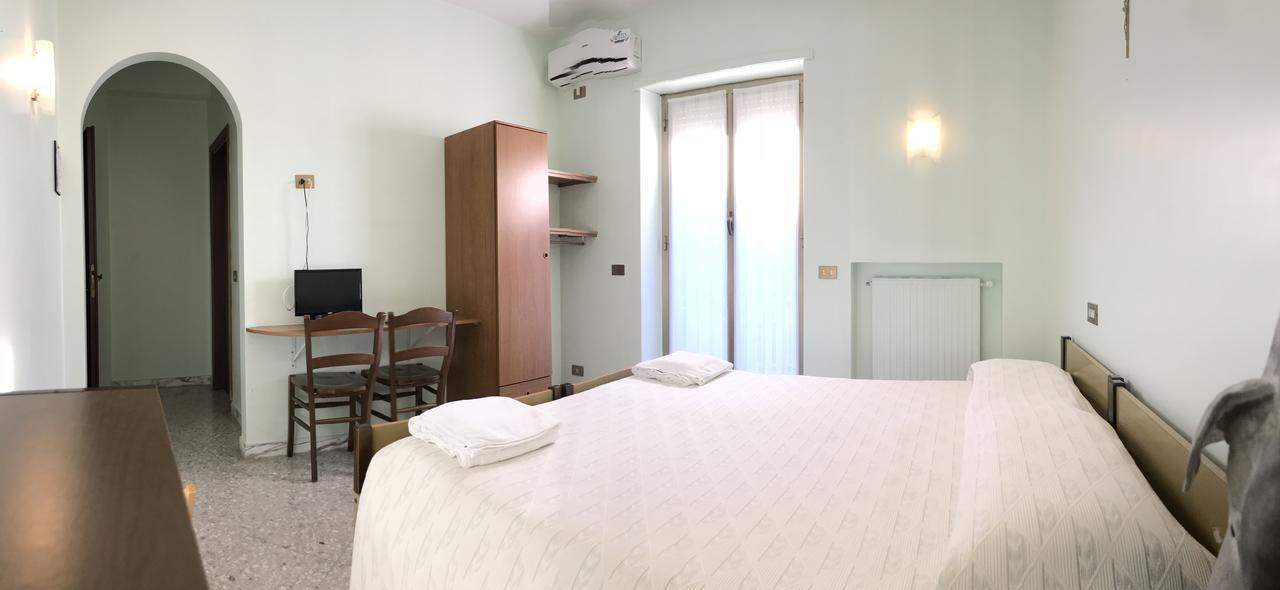 Casa Nostra Signora Hotel Isola Farnese Kültér fotó