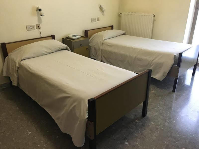 Casa Nostra Signora Hotel Isola Farnese Kültér fotó